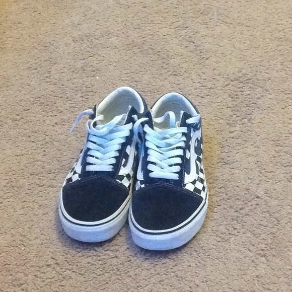 Vans size 9 men's and 10.5 women's shoes - Picture 3 of 7